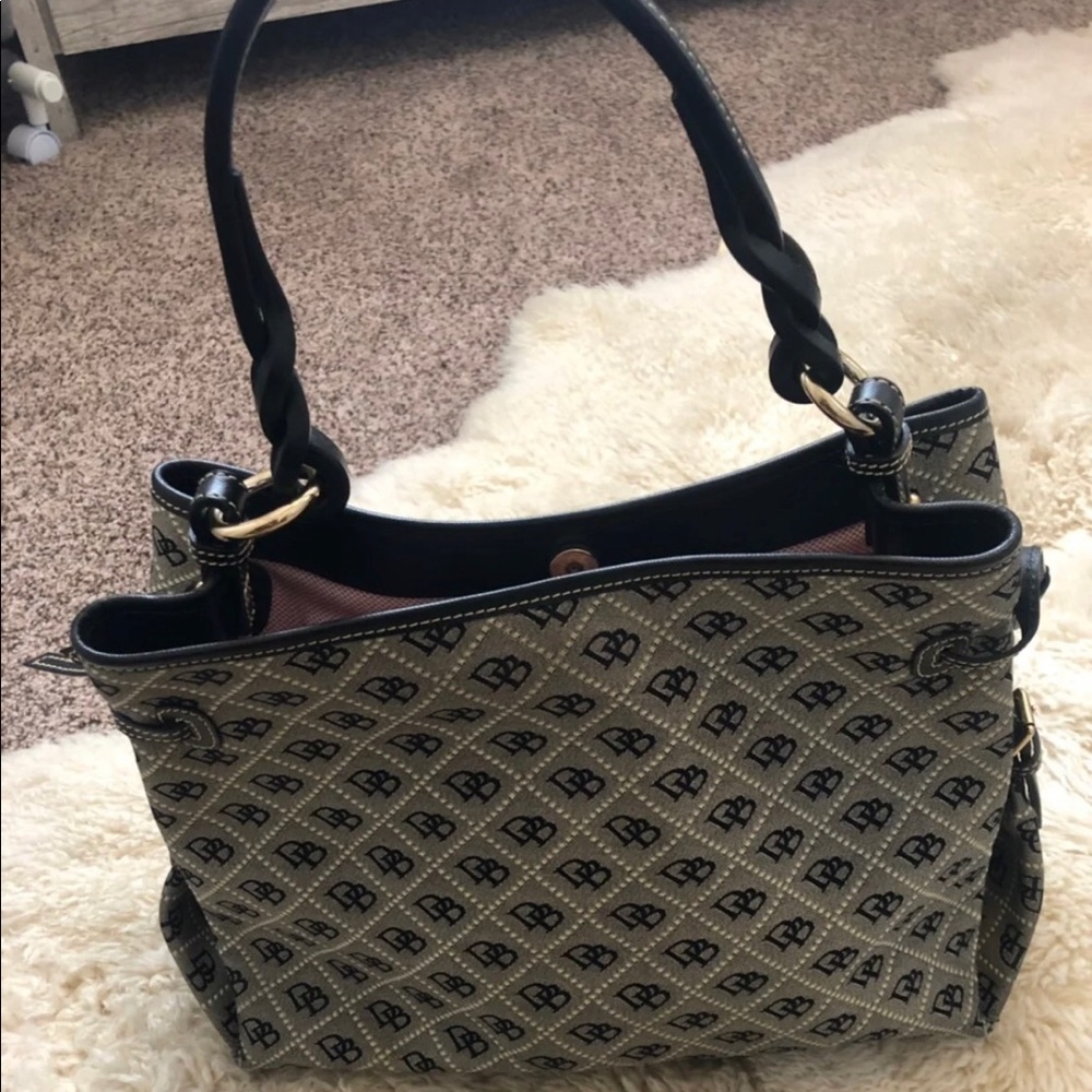 Dooney and Bourke handbag